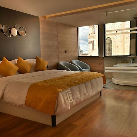 Hotel Vaway クエンカ エクステリア 写真
