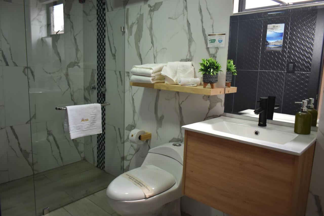 Hotel Vaway クエンカ エクステリア 写真