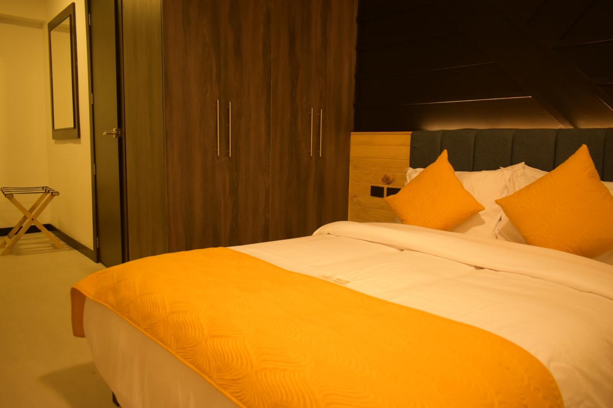 Hotel Vaway クエンカ エクステリア 写真